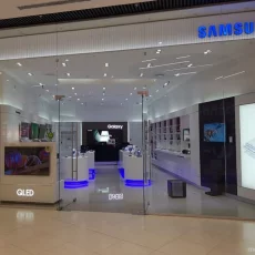 Фирменный магазин Samsung фотография 2