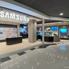 Фирменный магазин Samsung фотография 8