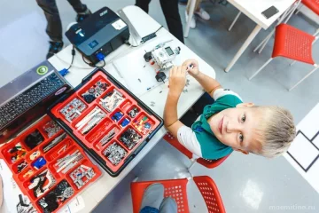 Секция робототехники для детей RoboUniver 