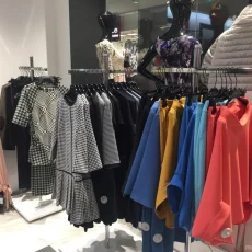 Магазин женской одежды Versalis фотография 1